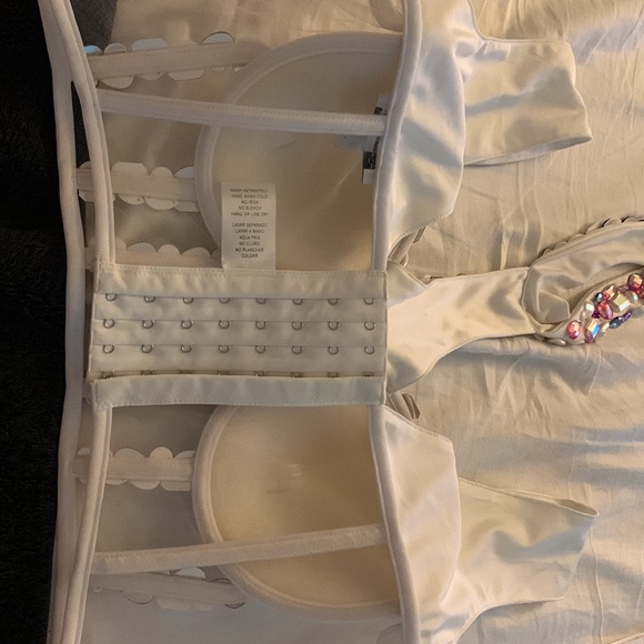 FashionNova Halter Top Bustier with stones in L - Picture 5 of 9